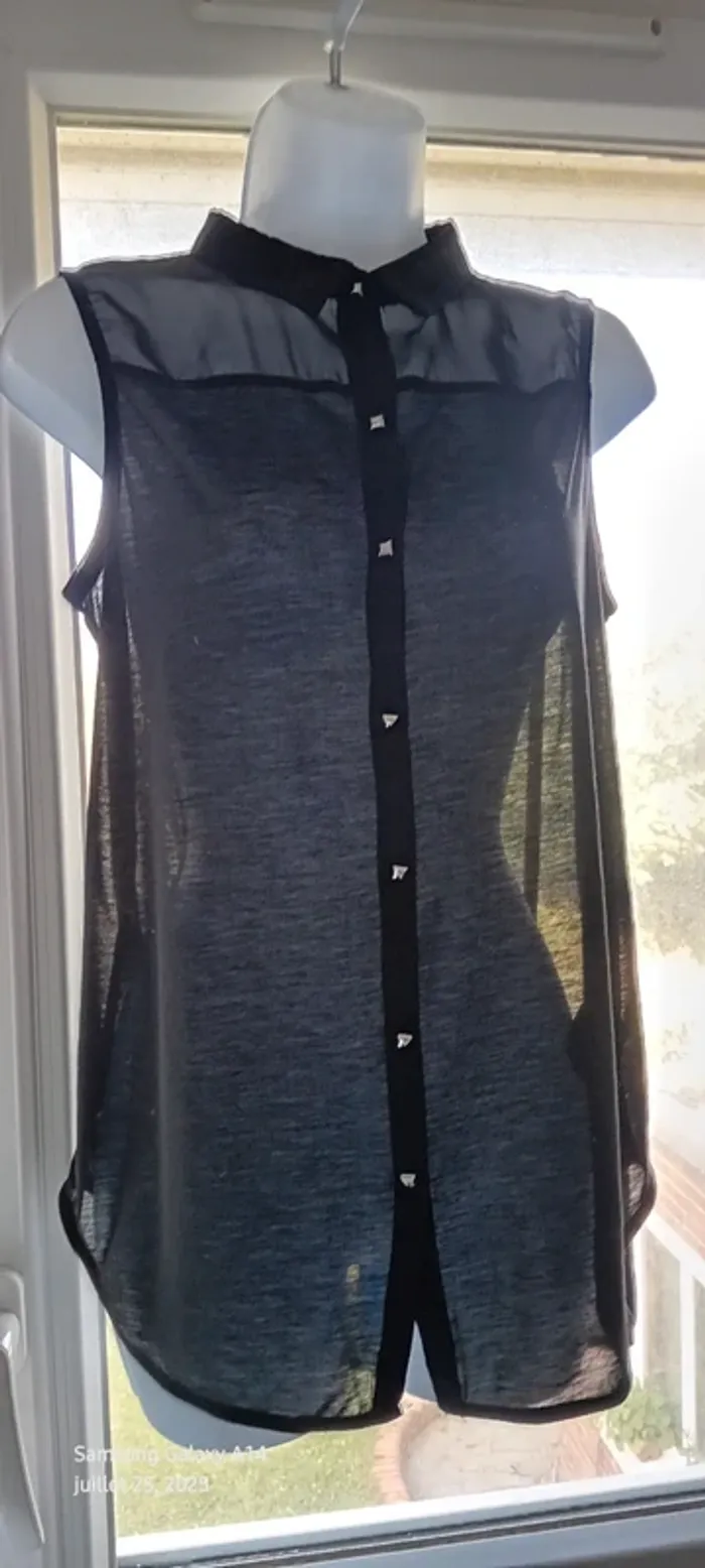 Blouse sans manches longue semi transparente bi matière avec boutons noire femme S h&m - photo numéro 7