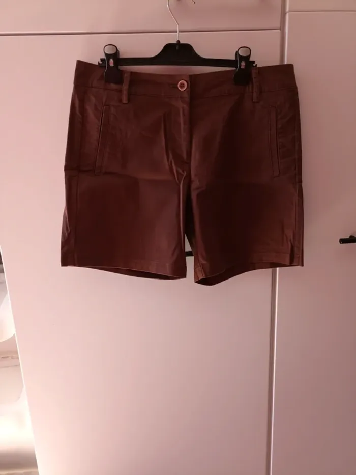 Short Benetton