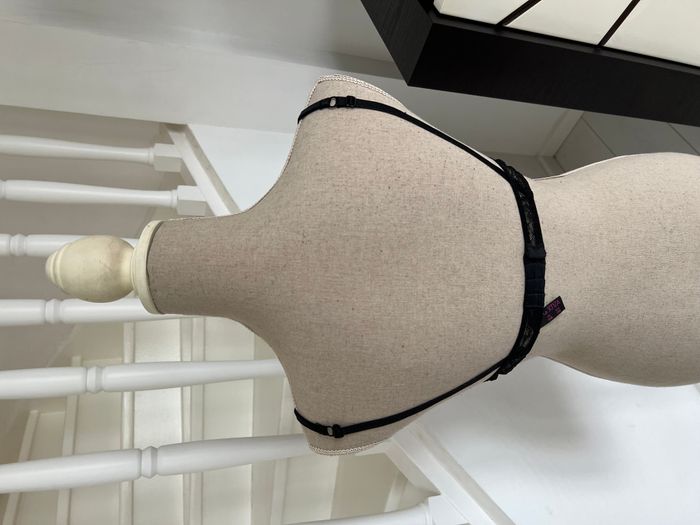 Soutient Gorge La Senza rose et dentelle noire - photo numéro 5
