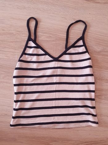 Débardeur court croc top rayé blanc et noir Bershka S