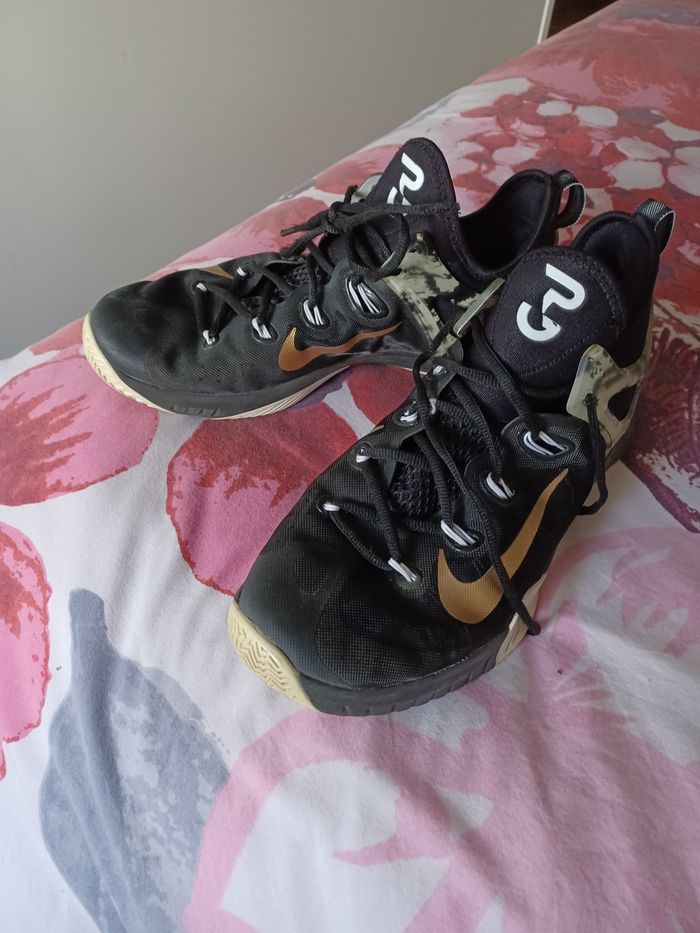 Chaussures  de basket-ball Nike Paul George Zoom pointure 45 - photo numéro 2