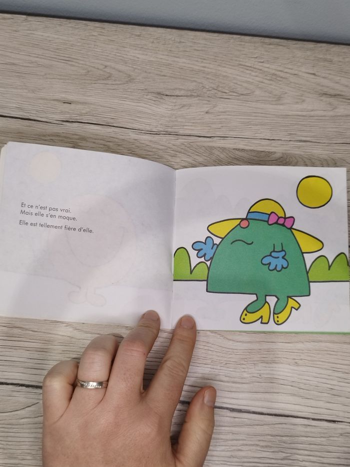 Livre Monsieur Madame Mme Moi-je - photo numéro 5