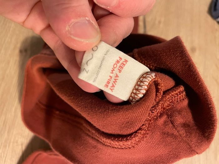 Lot 3 sweats 9 mois - photo numéro 7