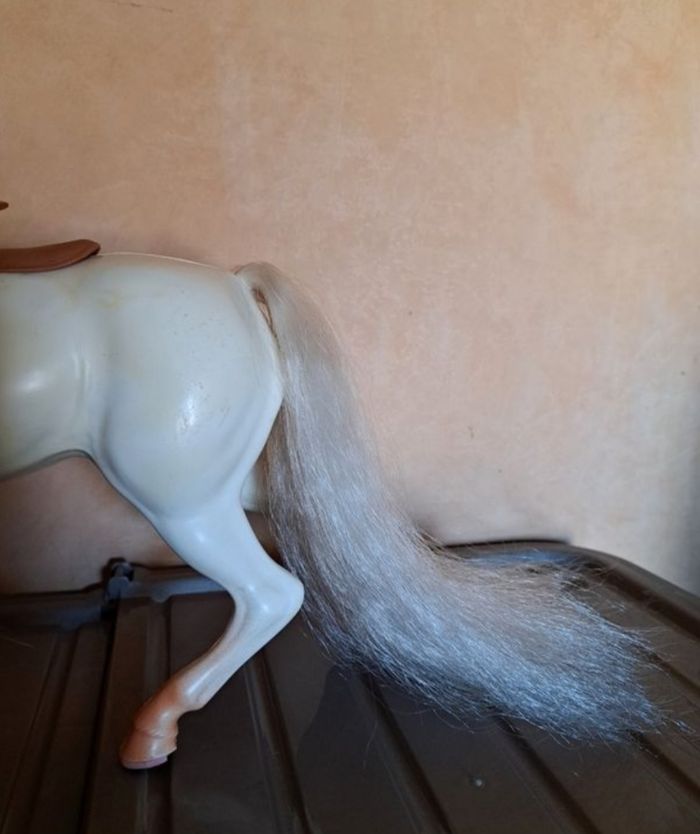 Cheval de Barbie - photo numéro 3