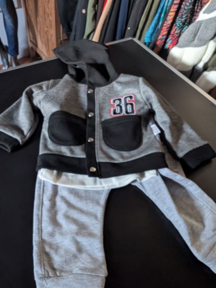 Ensemble bébé - photo numéro 2