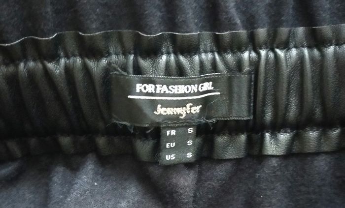 Jupe femme style simili cuir Jennyfer taille 36 noir - photo numéro 2