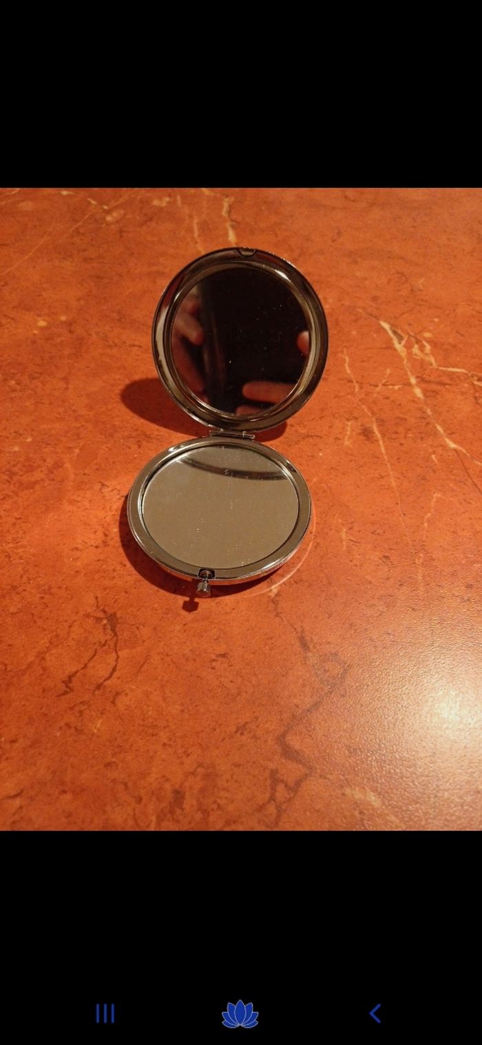 Miroir de poche - photo numéro 3