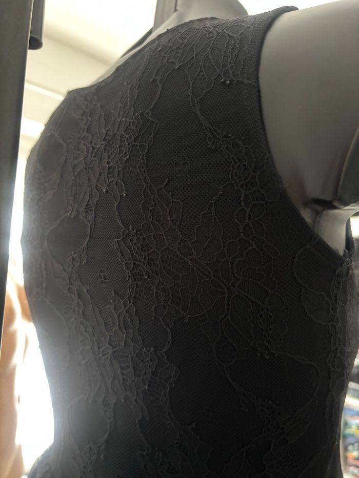 Petite robe noire - photo numéro 2