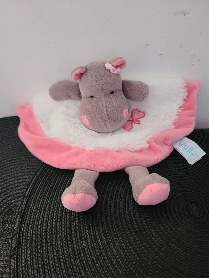 Doudou plat Hippopotame Zoé marron blanc rose BABY NAT