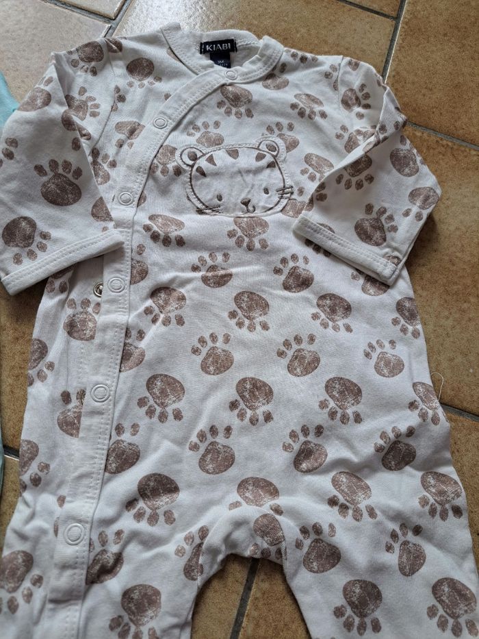 Pyjamas 3 mois - photo numéro 4