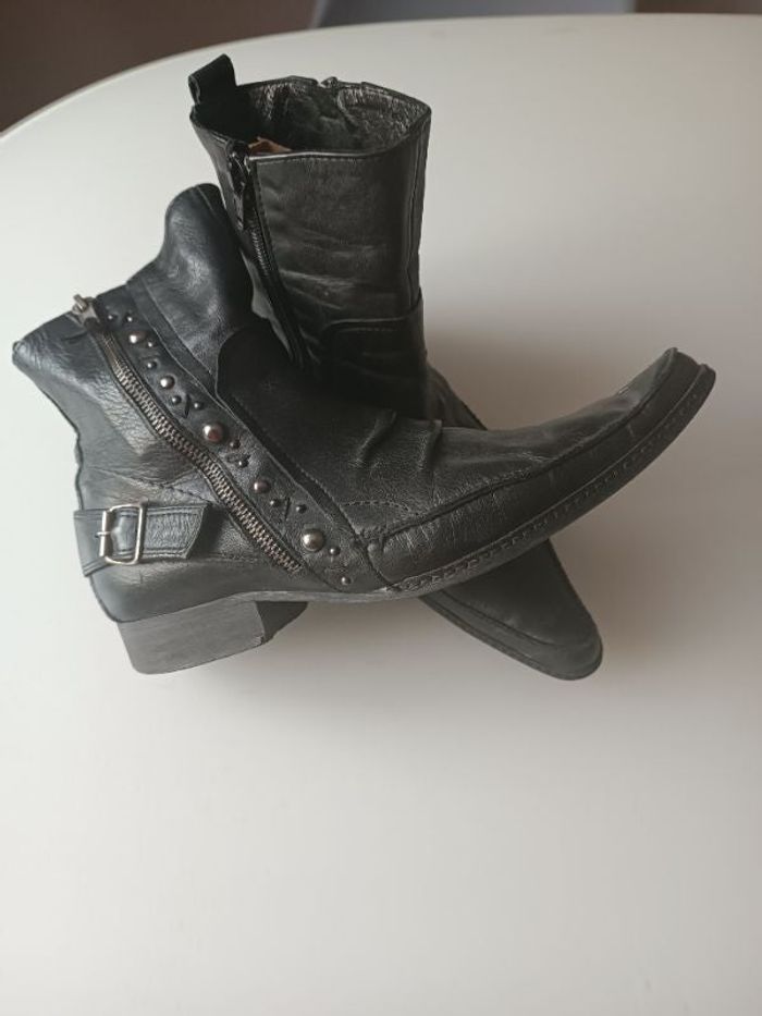 Bottines 100% cuir très bon état