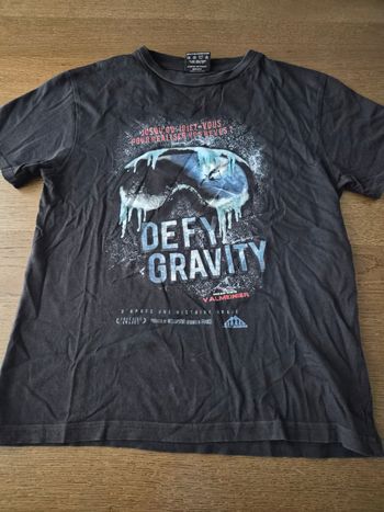 Tee shirt