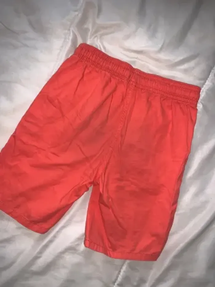 Short orange - photo numéro 3