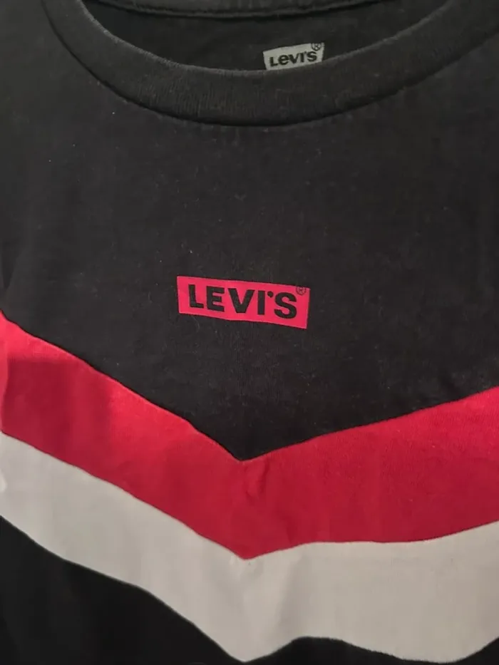 Tee shirt Levi's noir blanc rouge taille XS - photo numéro 2