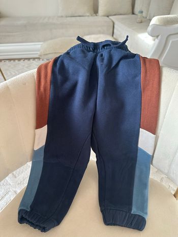 Lot de pantalon enfant