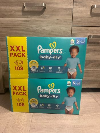 Lot de 2 paquets couche Pampers Baby Dry taille 5