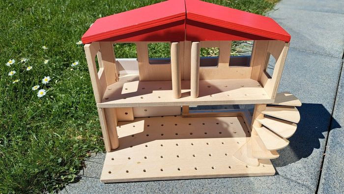Jouet en bois maison ambulance - photo numéro 4