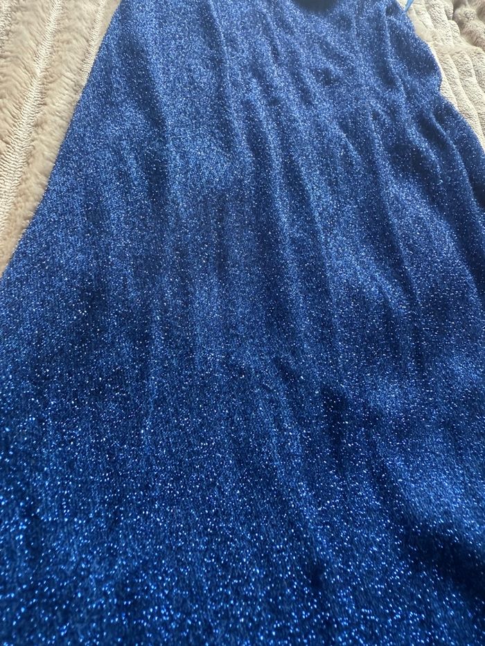 Robe bleu pailletée - photo numéro 2