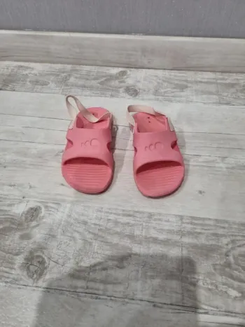 Sandales de piscine ou de plage Pointure 25/26