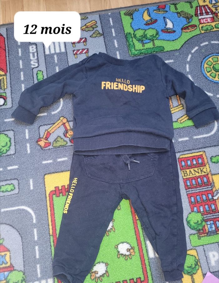 Ensemble bébé bon état 5 euros - photo numéro 2