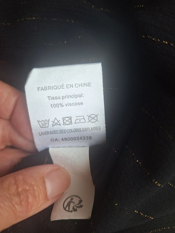 Tee shirt noir Crépé rayures dorées Firefly T36 - photo numéro 4