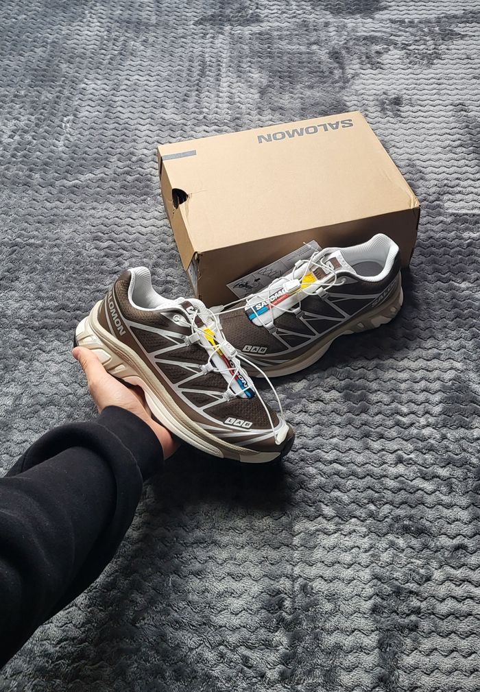 Salomon XT6 UNISEX taille 39 marron crème