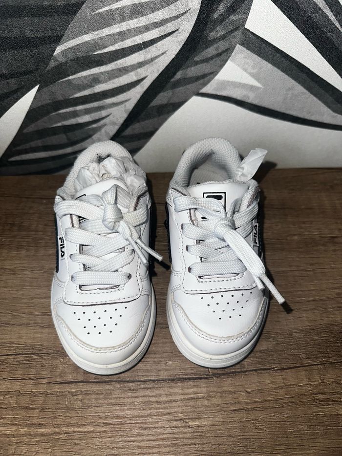 Baskets fila - photo numéro 2
