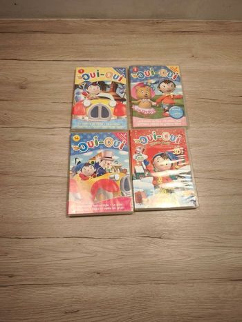 Lot DVD oui oui dont un de Noël