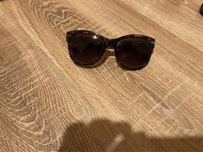 Lunettes de soleil