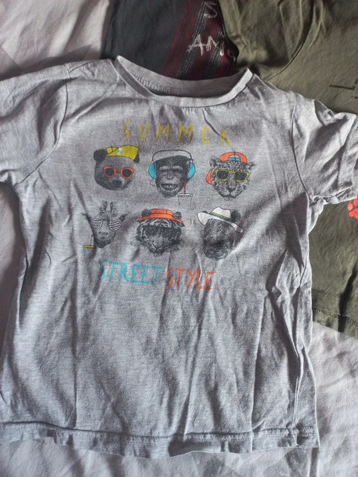 Lot 6 t-shirts 4 ans - photo numéro 7