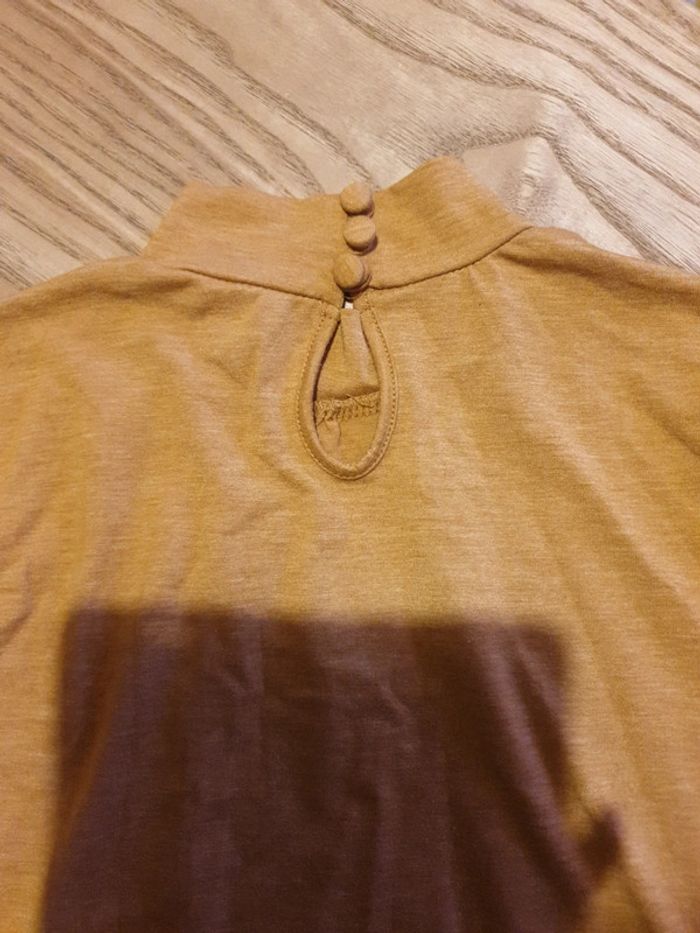 Sous-pull moutarde - photo numéro 3