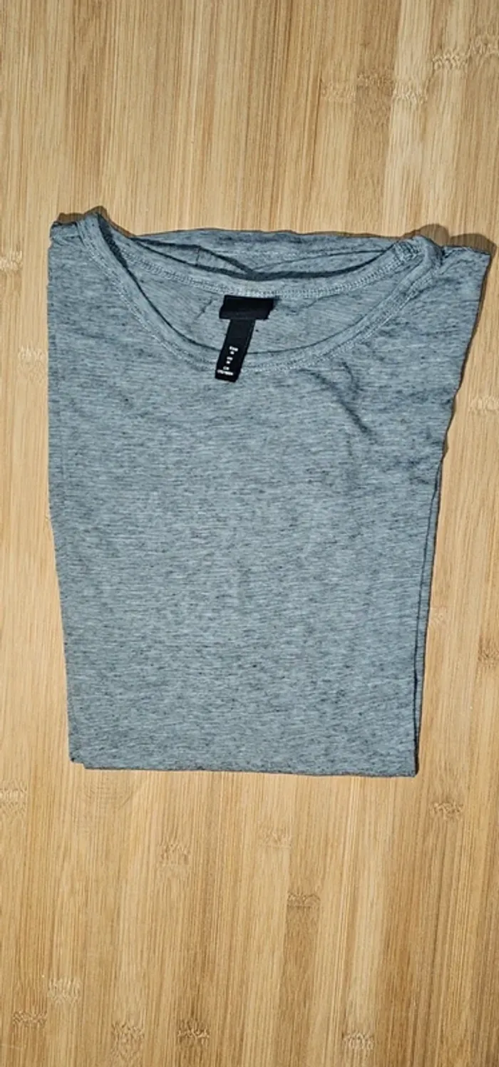 Tee-shirt H&M - photo numéro 2