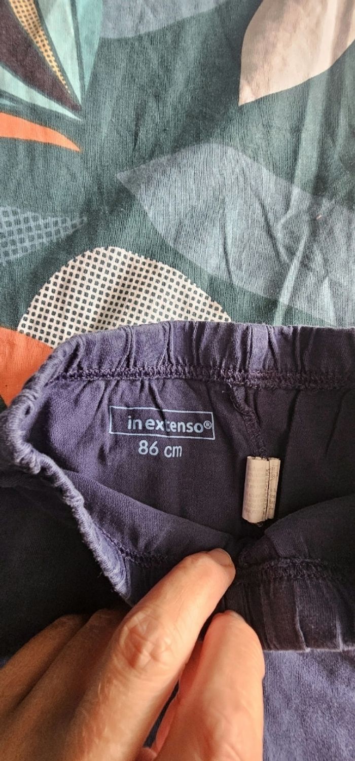 Short simple et léger pr été garçon 24 mois 98cm - photo numéro 3