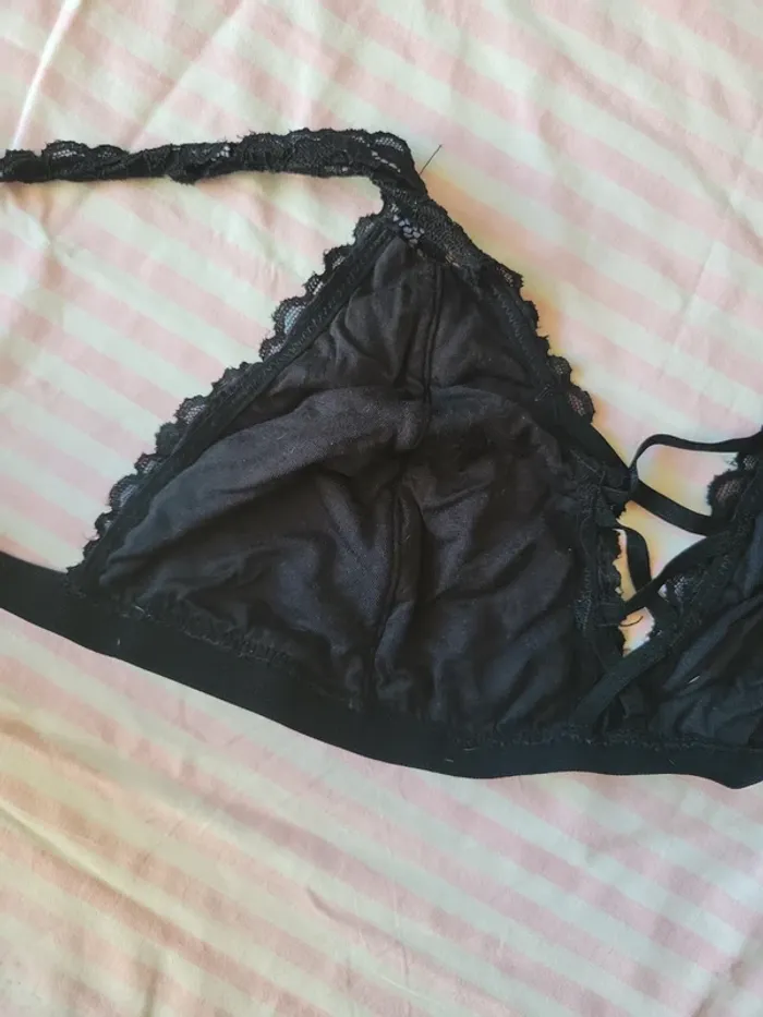 Soutien gorge noir taille M - photo numéro 4