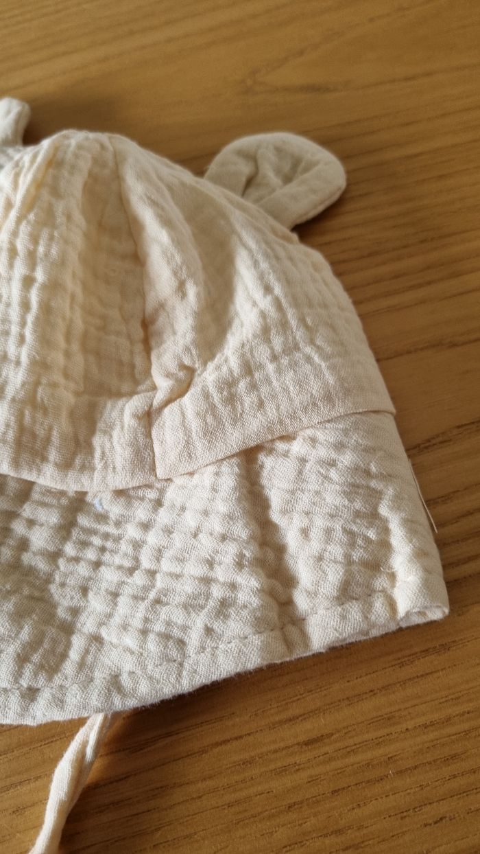 Chapeau bob couleur sable 100% coton hydrophile de 6 a 24 mois neuf - photo numéro 3
