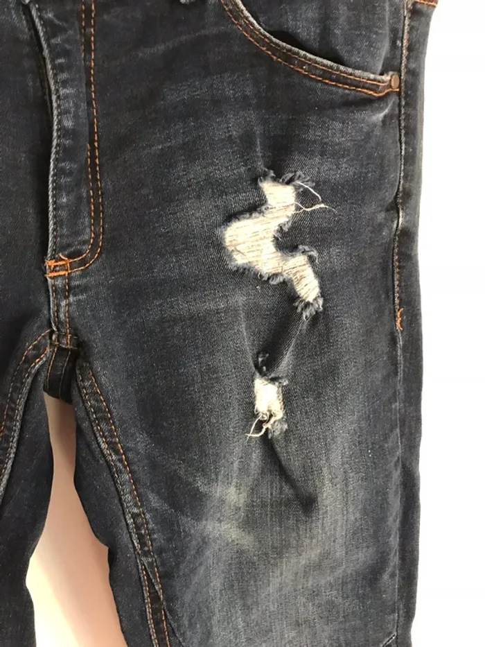 Jeans Pull and Bear a trous skinny taille 38 - photo numéro 3