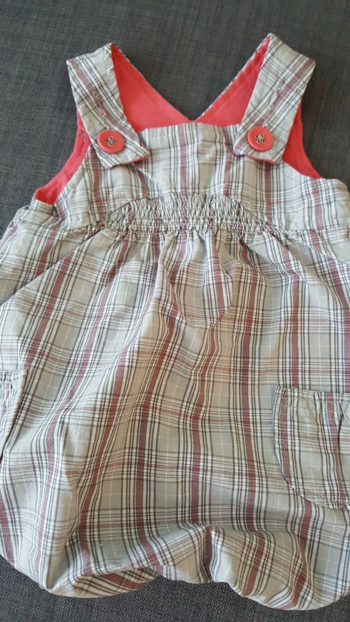 Robe. - photo numéro 2