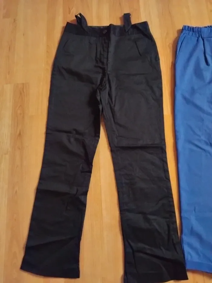 Lot de 3 pantalons habillés  taille xs - photo numéro 4