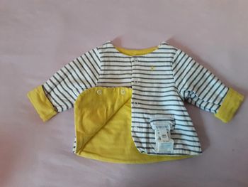 Gilet réversible coton biologique comme neuf T. 3 mois