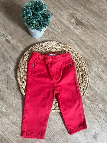 Pantalon rouge 6 mois