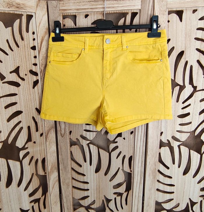 Short en jean T 40 United Colors Of Beneton - photo numéro 2