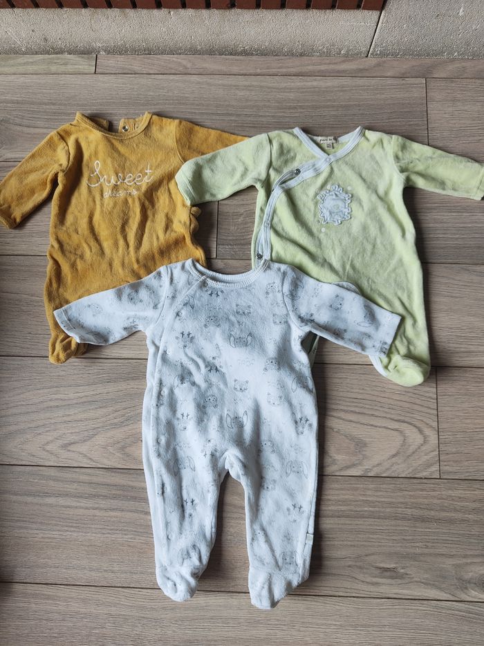 Lot pyjamas