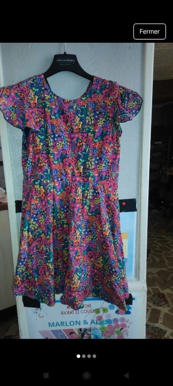 Très belle robe fille e6