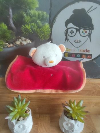 Ours Rouge  Blanc Sucre D'orge Etoiles plat mouchoir #geektradedoudou