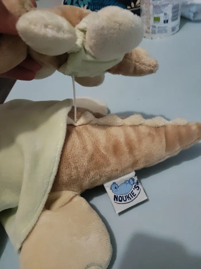 Doudou musical crocodile avec son bébé - photo numéro 9