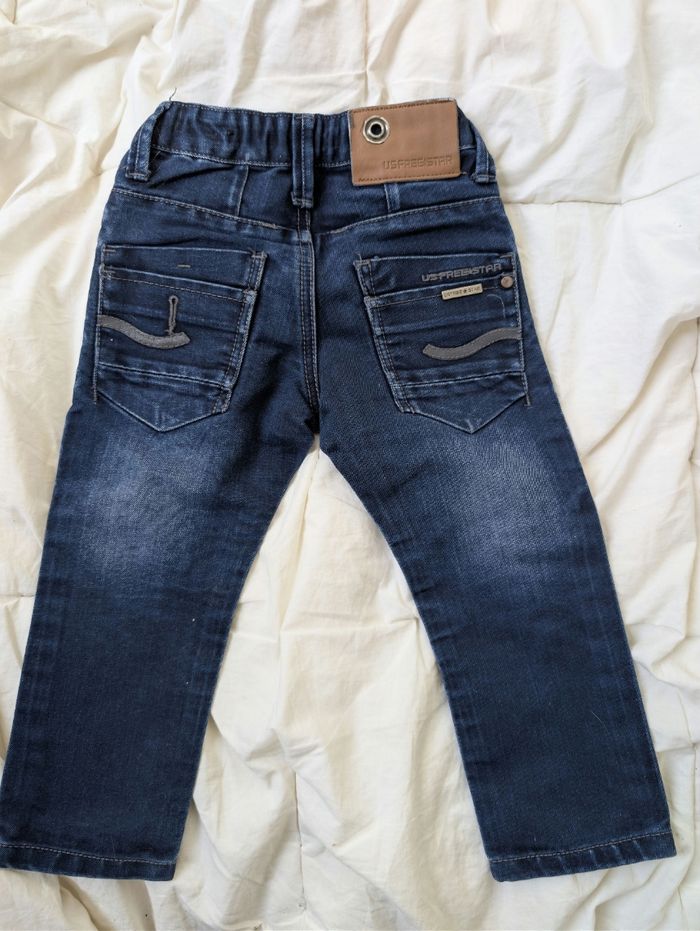 Jean bleu - photo numéro 2