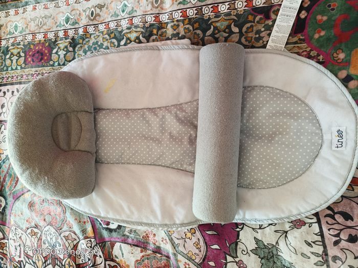Combinaison, gigoteuse, ouverture pour la poussette, et un cale bébé 0 à 3 mois. 20€ le lot. - photo numéro 5