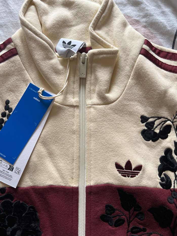 adidas Originals x ASOS - Veste de survêtement à fleurs brodées - Babeurre - Taille M - photo numéro 2