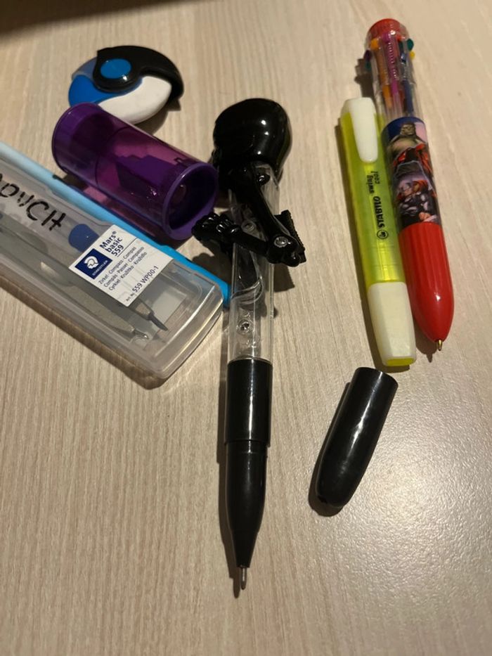 Lot stylos - photo numéro 5