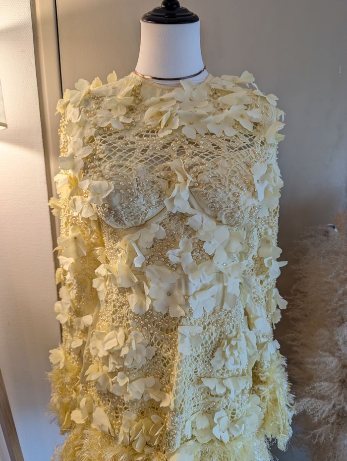 Robe courte Asos luxe - photo numéro 2